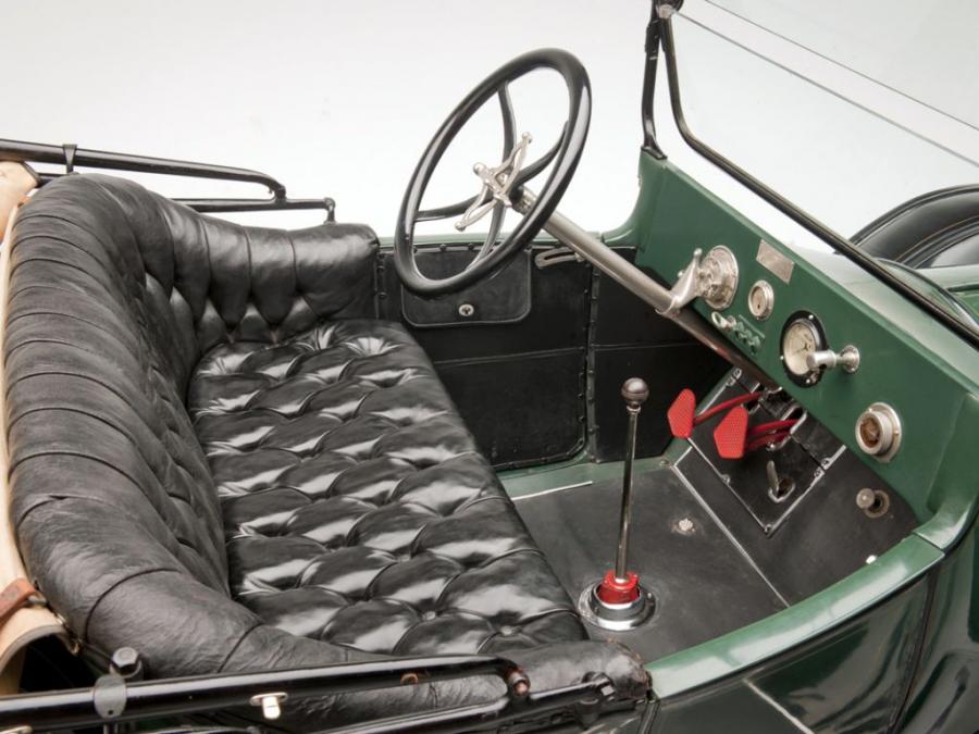  Chevrolet Royal Mail Roadster 1915 года  (фото 4 из 4)